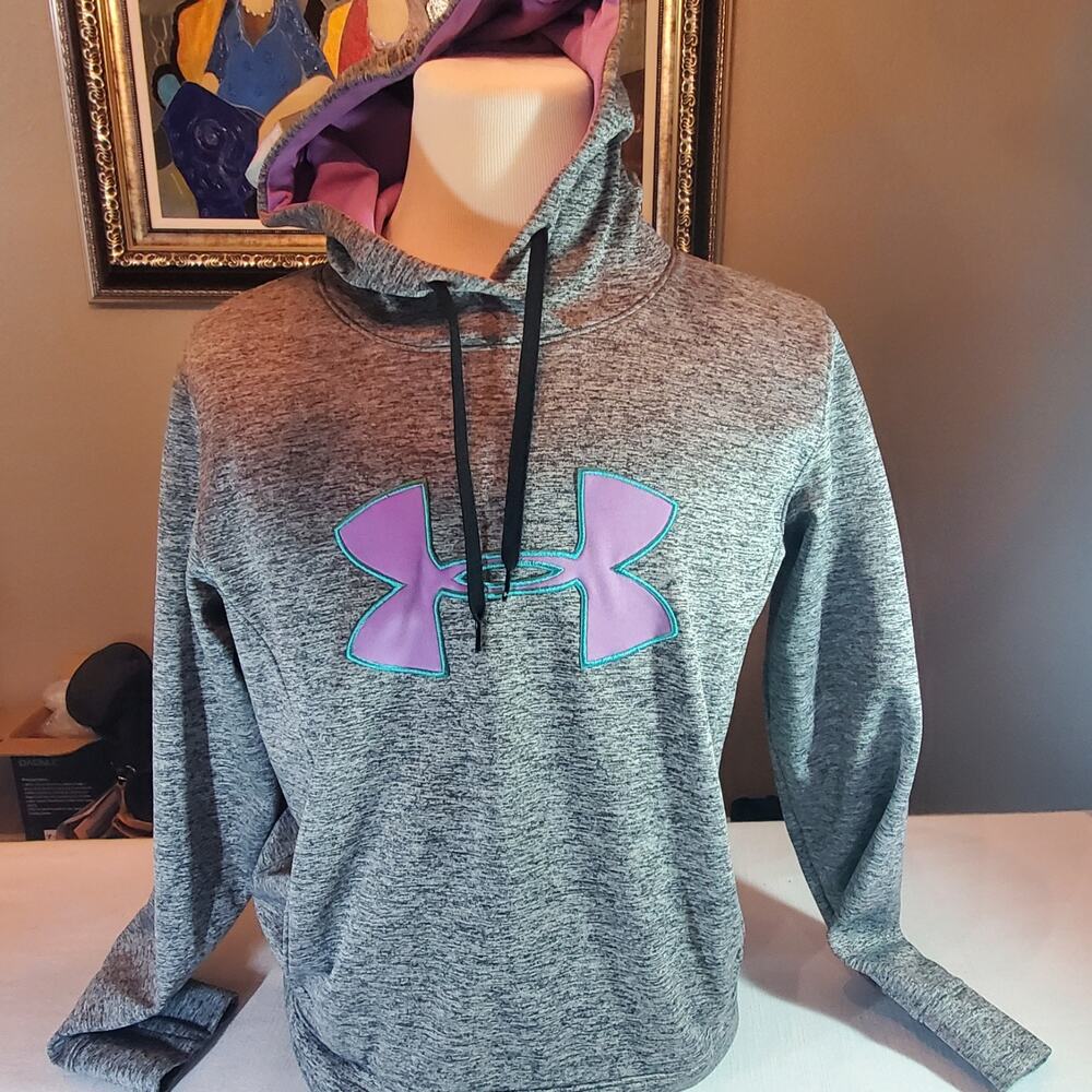 Under Armour Hoodie | Medium | Gray